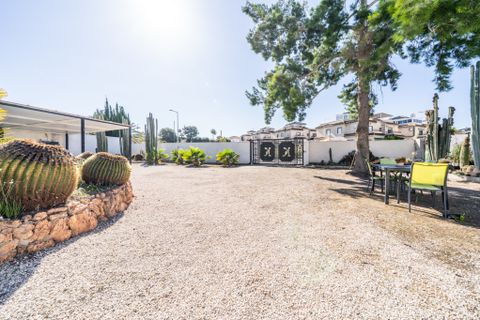 Villa a La Marina, Alicante, La Marina - € 445.500 | Ref: B6166 - foto 2